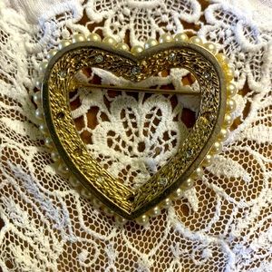 Vintage 60’s gold tone heart brooch with faux pearl and rhinestone trimming